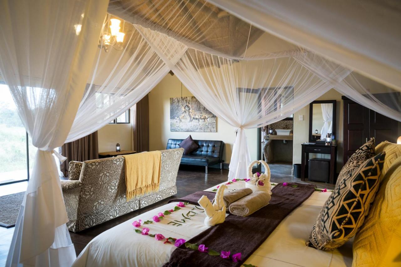 Umkumbe Safari Lodge Riverside Skukuza Eksteriør billede