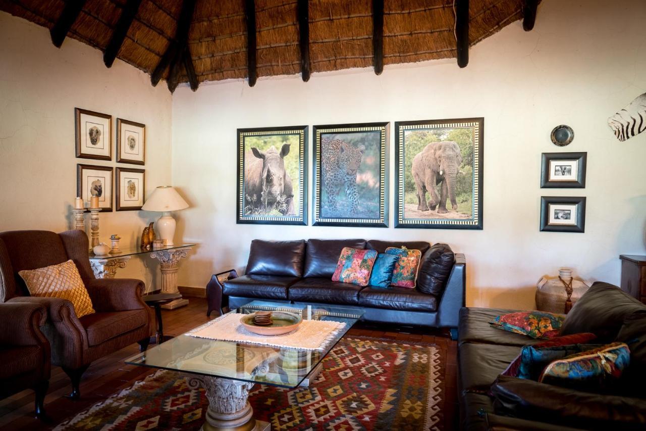 Umkumbe Safari Lodge Riverside Skukuza Eksteriør billede